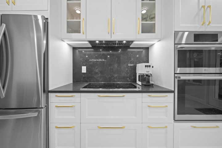 Photo 19 at 103 - 3399 Capilano Crescent, Edgemont, North Vancouver