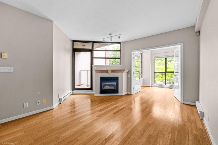 Photo 9 at 207 - 2228 Marstrand Avenue, Kitsilano, Vancouver West