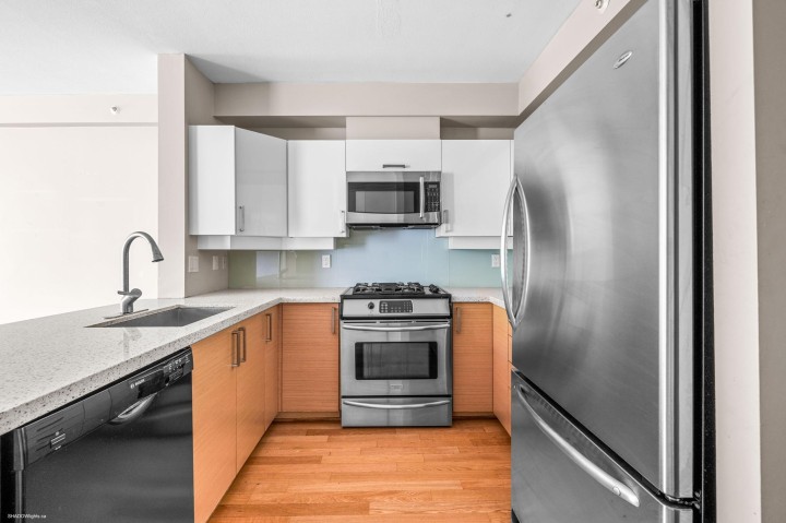 Photo 11 at 207 - 2228 Marstrand Avenue, Kitsilano, Vancouver West