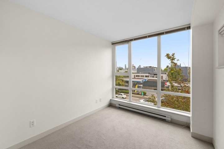 Photo 13 at 307 - 1808 W 3rd Avenue, Kitsilano, Vancouver West