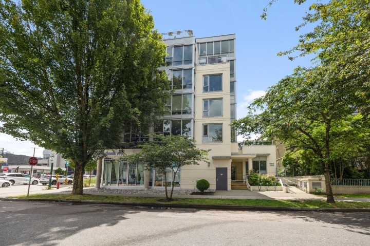 Photo 16 at 307 - 1808 W 3rd Avenue, Kitsilano, Vancouver West