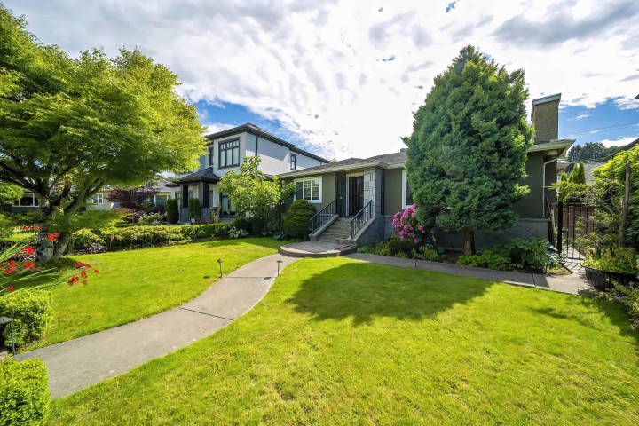 Photo 2 at 3347 Trutch Street, Arbutus, Vancouver West
