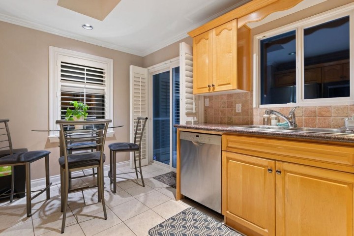 Photo 10 at 2517 Marine Drive, Dundarave, West Vancouver