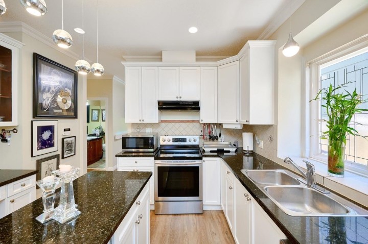 Photo 13 at 562 W Keith Road, Central Lonsdale, North Vancouver