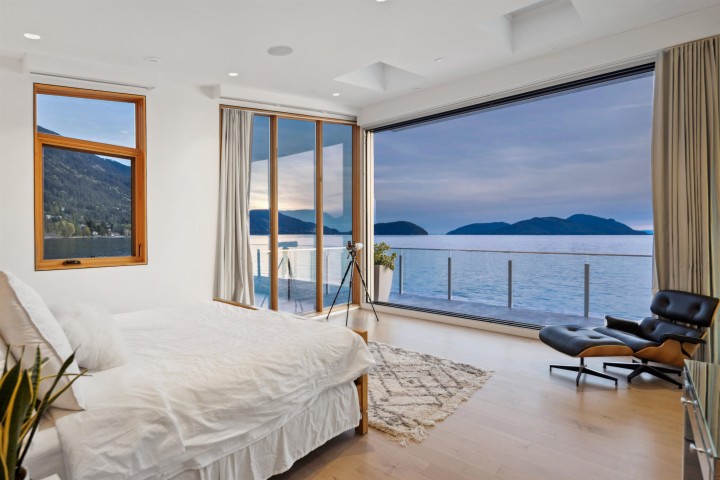 Photo 18 at 15 Brunswick Beach Road, Lions Bay, West Vancouver