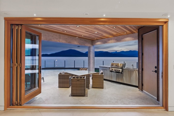 Photo 15 at 15 Brunswick Beach Road, Lions Bay, West Vancouver