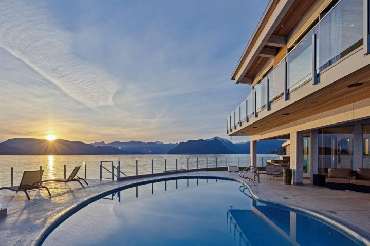 Photo 29 at 15 Brunswick Beach Road, Lions Bay, West Vancouver