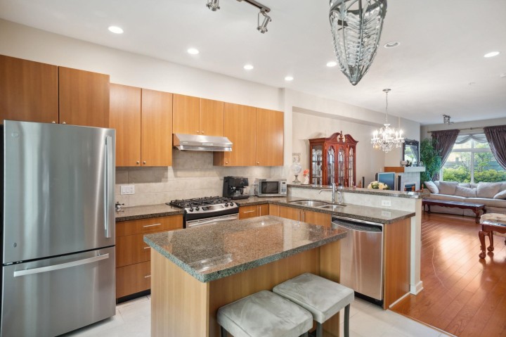 Photo 11 at 7411 Columbia Street, South Cambie, Vancouver West