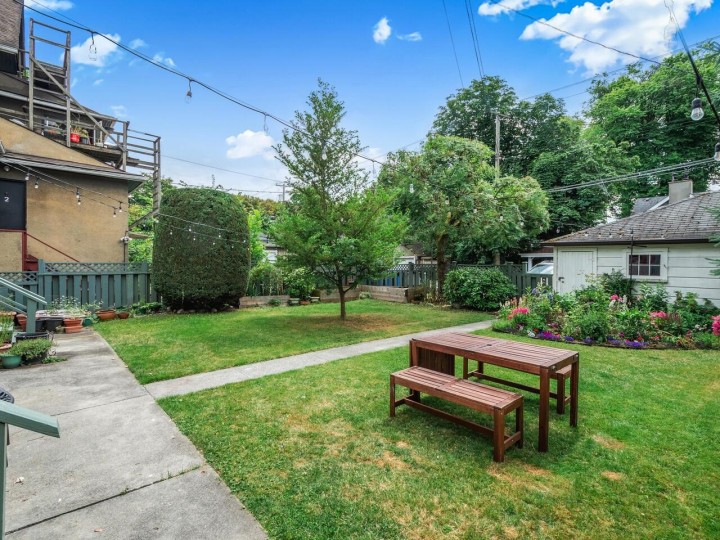 Photo 4 at 1958 W 12th Avenue, Kitsilano, Vancouver West