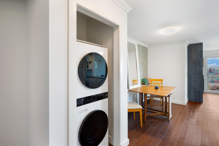 Photo 7 at 213 - 365 E 1st Street, Lower Lonsdale, North Vancouver