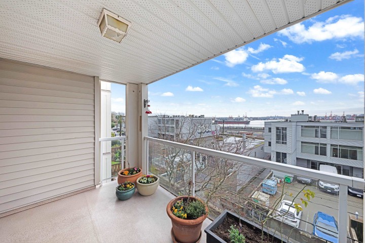 Photo 19 at 213 - 365 E 1st Street, Lower Lonsdale, North Vancouver