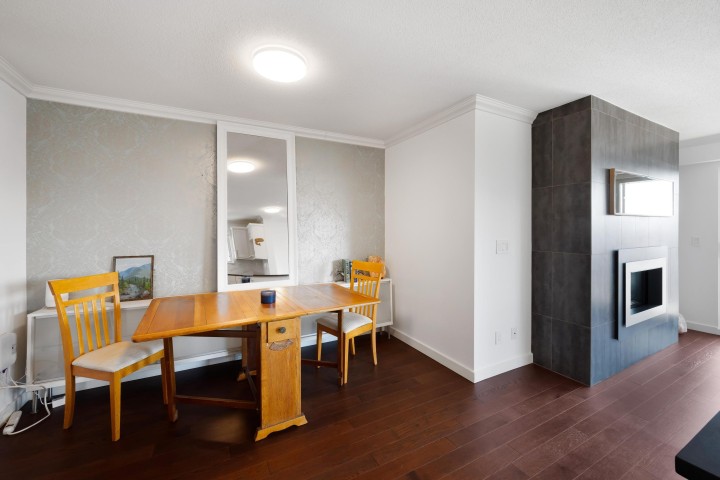 Photo 8 at 213 - 365 E 1st Street, Lower Lonsdale, North Vancouver