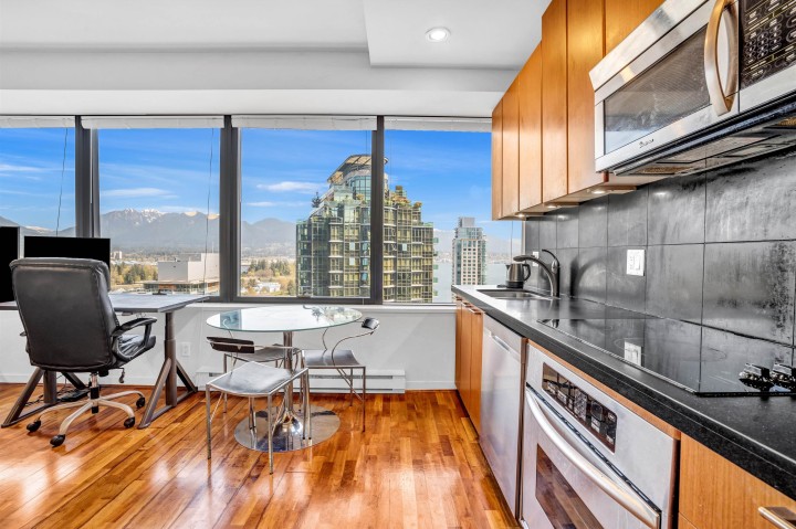 Photo 13 at 1504 - 1333 W Georgia Street, Coal Harbour, Vancouver West