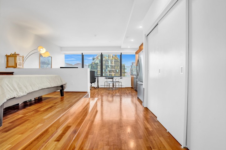 Photo 10 at 1504 - 1333 W Georgia Street, Coal Harbour, Vancouver West