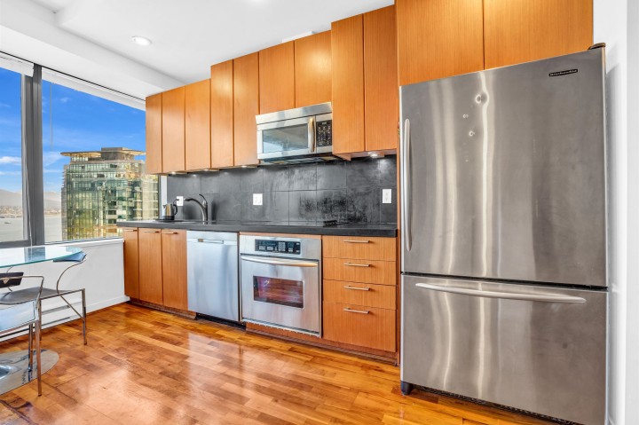 Photo 11 at 1504 - 1333 W Georgia Street, Coal Harbour, Vancouver West