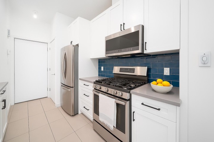 Photo 9 at 983 Richards Street, Downtown VW, Vancouver West