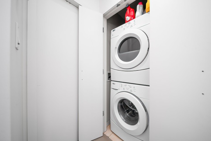 Photo 14 at 983 Richards Street, Downtown VW, Vancouver West