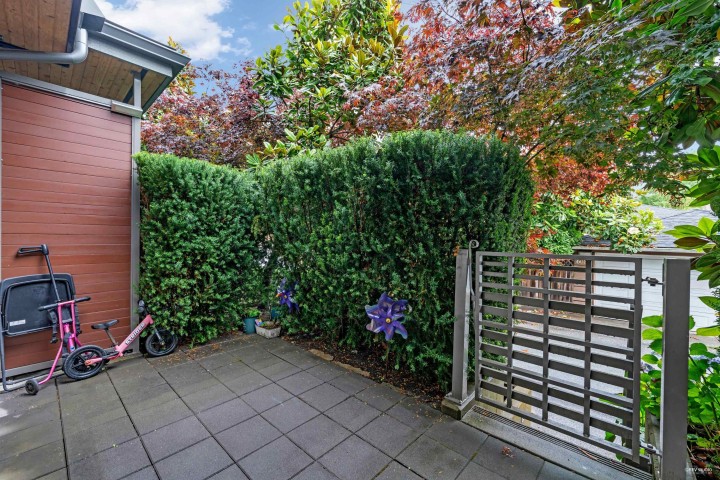 Photo 5 at 6098 Oak Street, Oakridge VW, Vancouver West