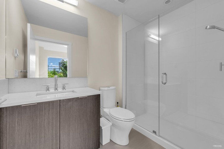 Photo 20 at 6098 Oak Street, Oakridge VW, Vancouver West