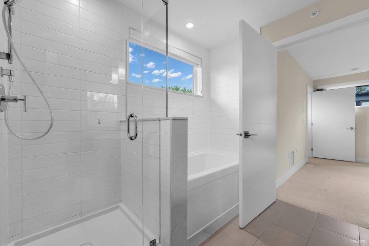 Photo 29 at 6098 Oak Street, Oakridge VW, Vancouver West