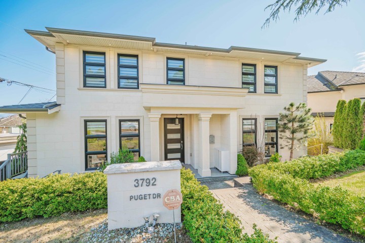 Photo 2 at 3792 Puget Drive, Arbutus, Vancouver West