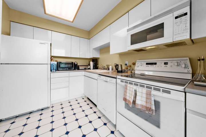 Photo 17 at 1106 - 1327 E Keith Road, Lynnmour, North Vancouver