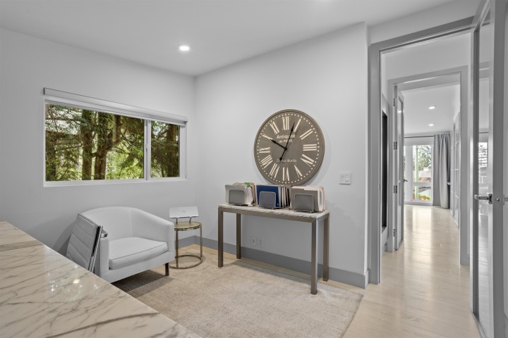 Photo 23 at 568 Palisade Drive, Canyon Heights NV, North Vancouver