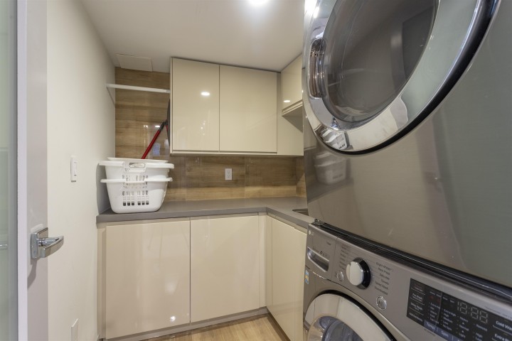 Photo 28 at 568 Palisade Drive, Canyon Heights NV, North Vancouver