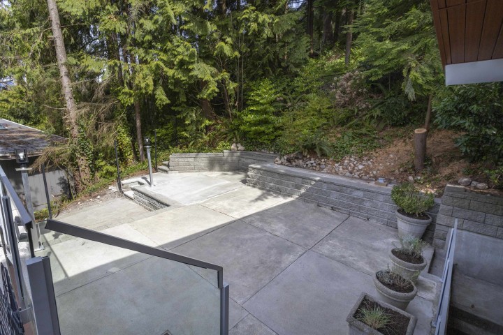 Photo 18 at 568 Palisade Drive, Canyon Heights NV, North Vancouver