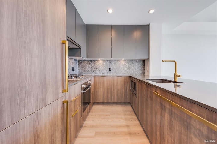 Photo 1 at 409 - 2385 Emery Court, Lynn Valley, North Vancouver