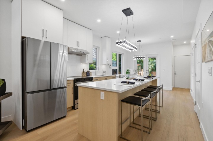 Photo 7 at 846 St. Denis Avenue, Lynnmour, North Vancouver