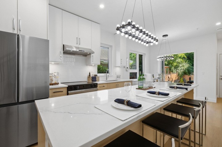 Photo 8 at 846 St. Denis Avenue, Lynnmour, North Vancouver