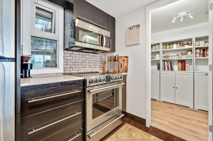 Photo 9 at 306 - 183 Keefer Place, Downtown VW, Vancouver West