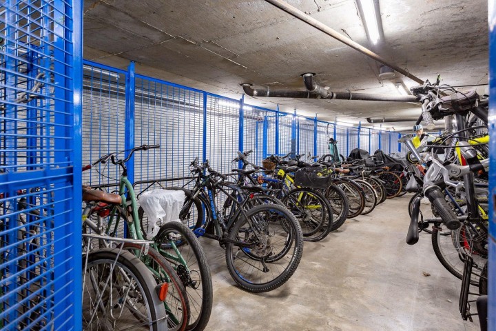 Photo 17 at 803 - 980 Cooperage Way, Yaletown, Vancouver West