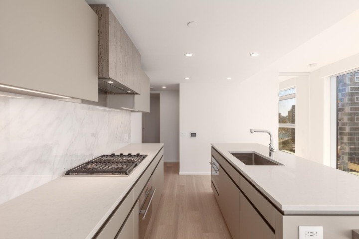 Photo 8 at 1403 - 889 Pacific Street, Downtown VW, Vancouver West