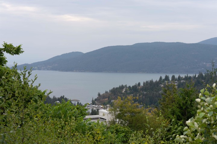 Photo 1 at 4783 Westwood Place, Cypress Park Estates, West Vancouver