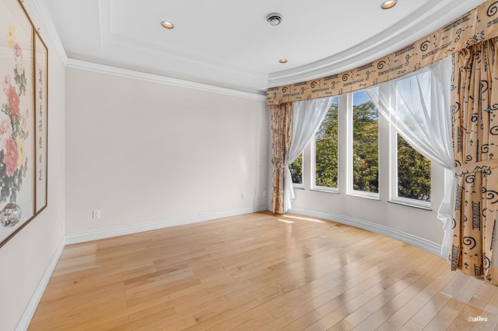 Photo 3 at 1463 W 57th Street, South Granville, Vancouver West