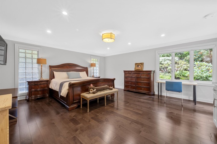 Photo 10 at 2327 Westhill Drive, Westhill, West Vancouver