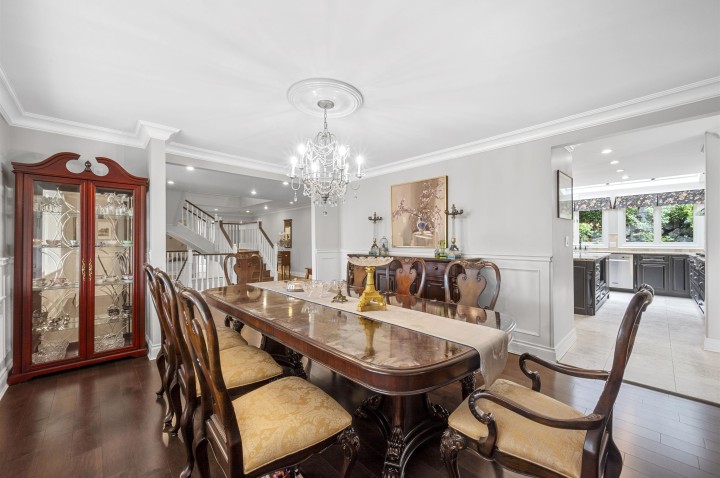 Photo 4 at 2327 Westhill Drive, Westhill, West Vancouver