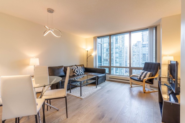 Photo 13 at 1203 - 1200 Georgia Street, Coal Harbour, Vancouver West