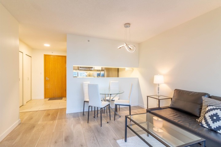 Photo 14 at 1203 - 1200 Georgia Street, Coal Harbour, Vancouver West