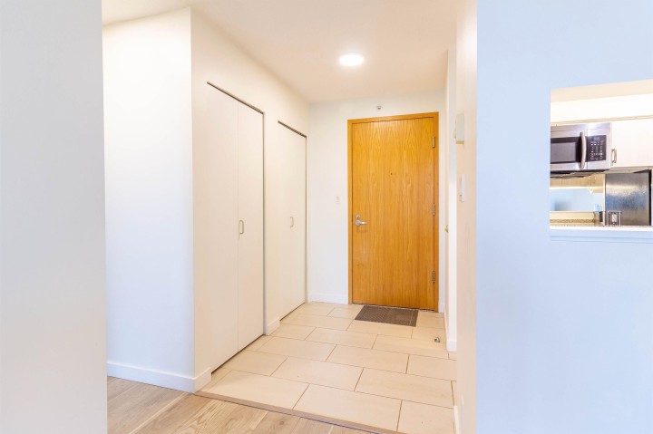 Photo 11 at 1203 - 1200 Georgia Street, Coal Harbour, Vancouver West