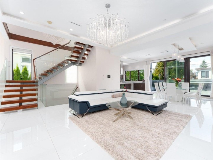 Photo 1 at 3011 W 27th Avenue, MacKenzie Heights, Vancouver West