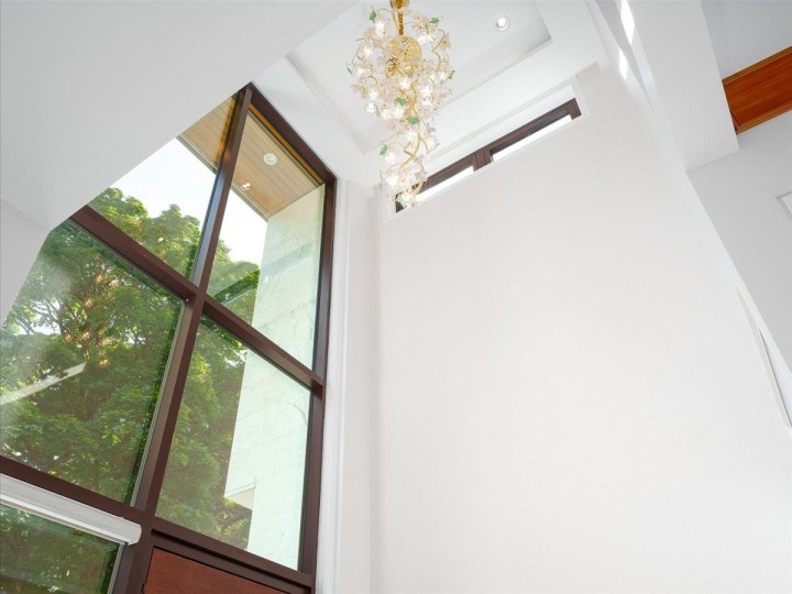 Photo 4 at 3011 W 27th Avenue, MacKenzie Heights, Vancouver West