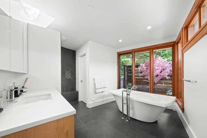 Photo 23 at 510 Eastcot Road, British Properties, West Vancouver