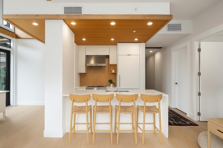 Photo 3 at 508 - 6687 Nelson Avenue, Horseshoe Bay WV, West Vancouver