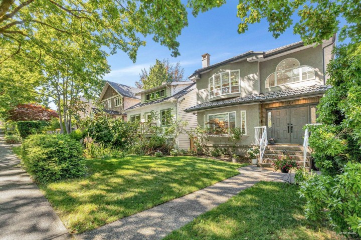 Photo 3 at 3333 W 29th Avenue, Dunbar, Vancouver West