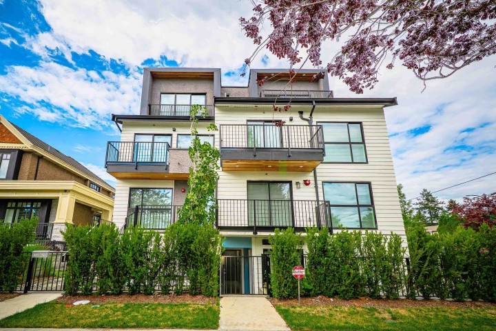 Photo 3 at 1007 W 58th Avenue, South Granville, Vancouver West