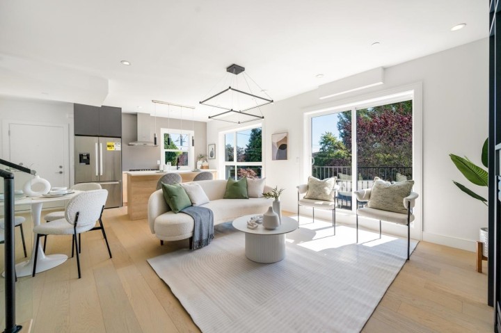 Photo 5 at 1007 W 58th Avenue, South Granville, Vancouver West