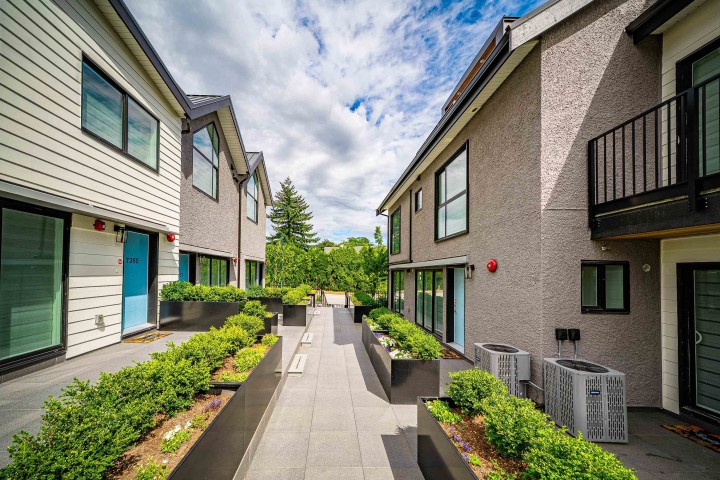 Photo 6 at 7351 Oak Street, South Granville, Vancouver West